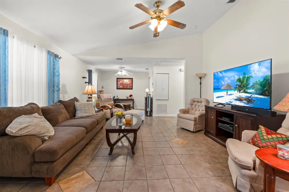 5111 SE 42nd Trace Okeechobee, FL 34974