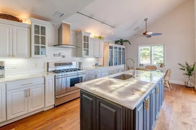 5125 SE Matousek Street Stuart, FL 34997