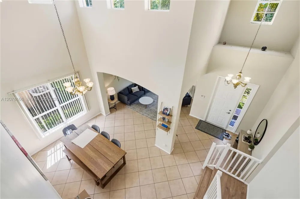 19143 Crystal St #19143 Weston, FL 33332