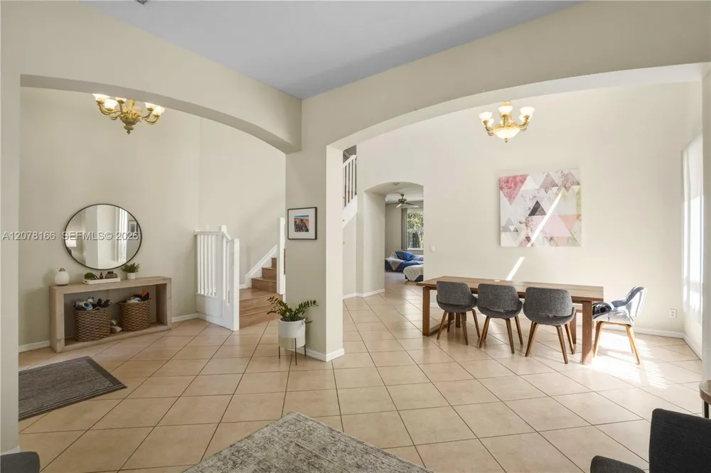 19143 Crystal St #19143 Weston, FL 33332
