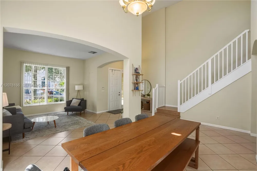 19143 Crystal St #19143 Weston, FL 33332