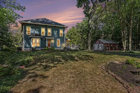 8967 Eighteen Mile Road NE