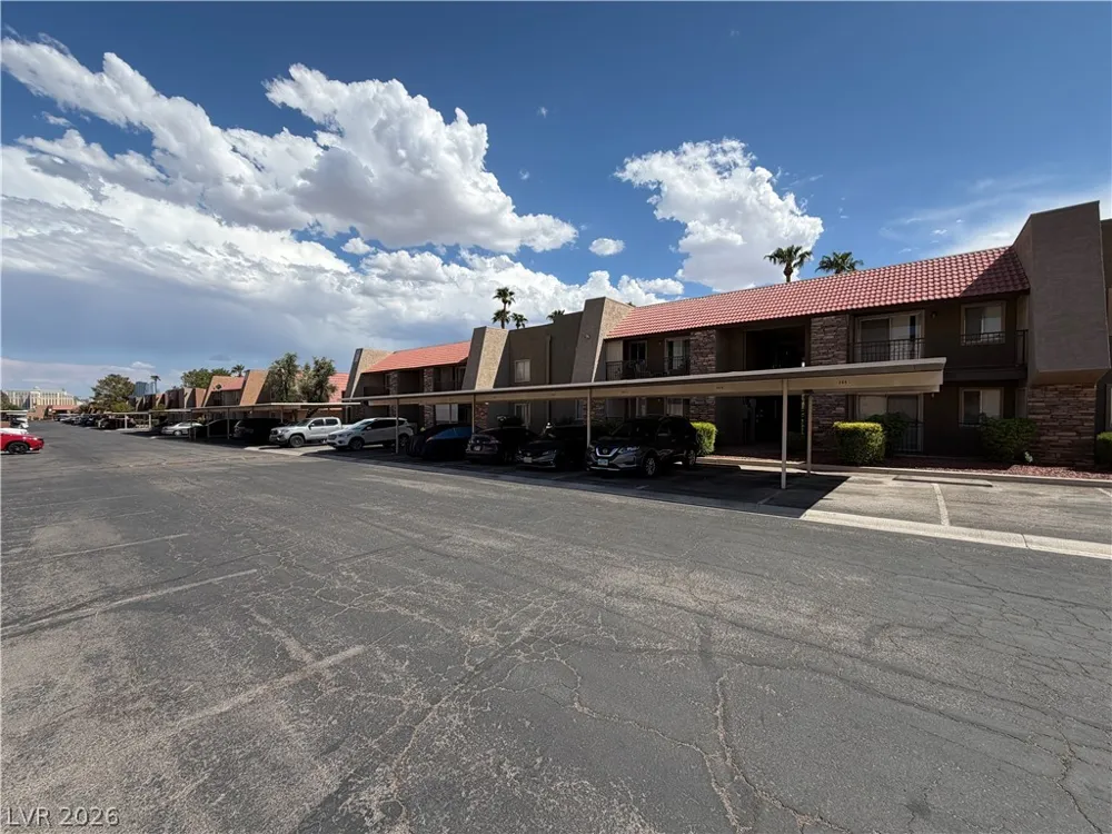 5098 River Glen Drive #215 Las Vegas, NV 89103