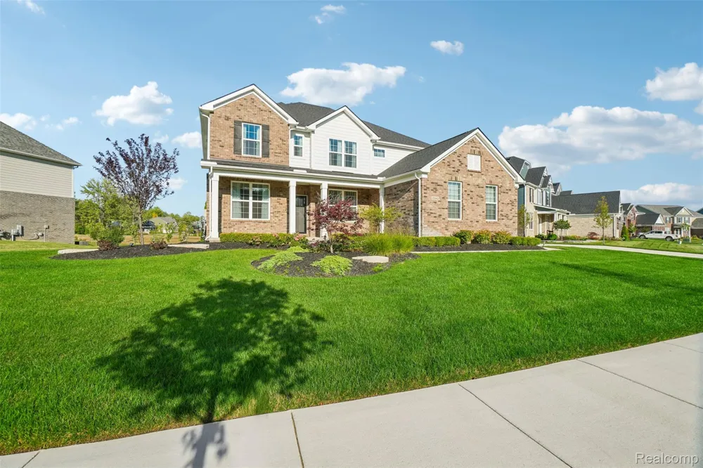 20942 Torbay Drive Lyon Charter Township, MI 48167