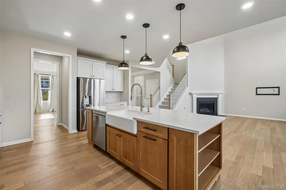 20942 Torbay Drive Lyon Charter Township, MI 48167