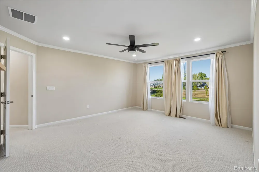 20942 Torbay Drive Lyon Charter Township, MI 48167