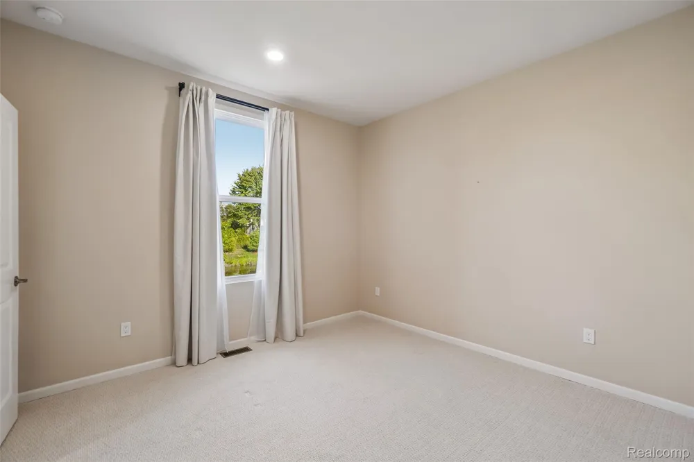 20942 Torbay Drive Lyon Charter Township, MI 48167