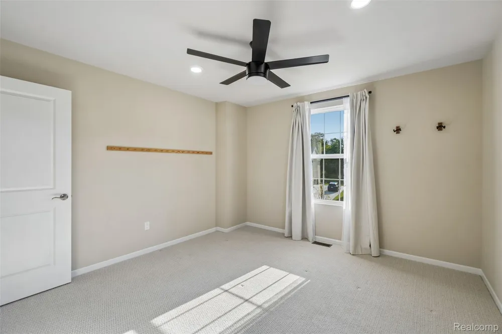 20942 Torbay Drive Lyon Charter Township, MI 48167