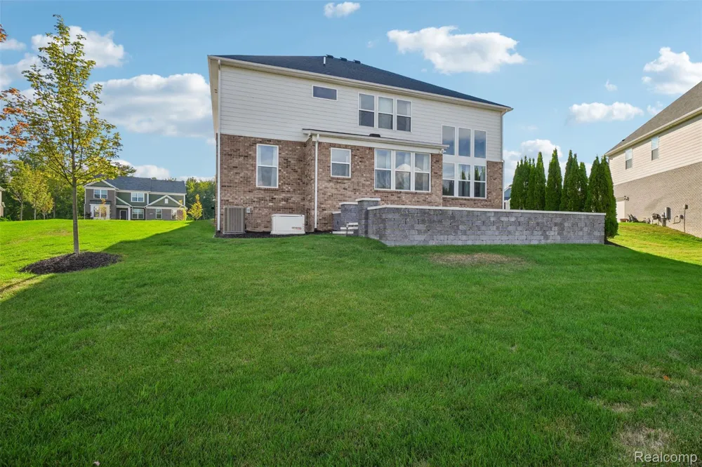 20942 Torbay Drive Lyon Charter Township, MI 48167