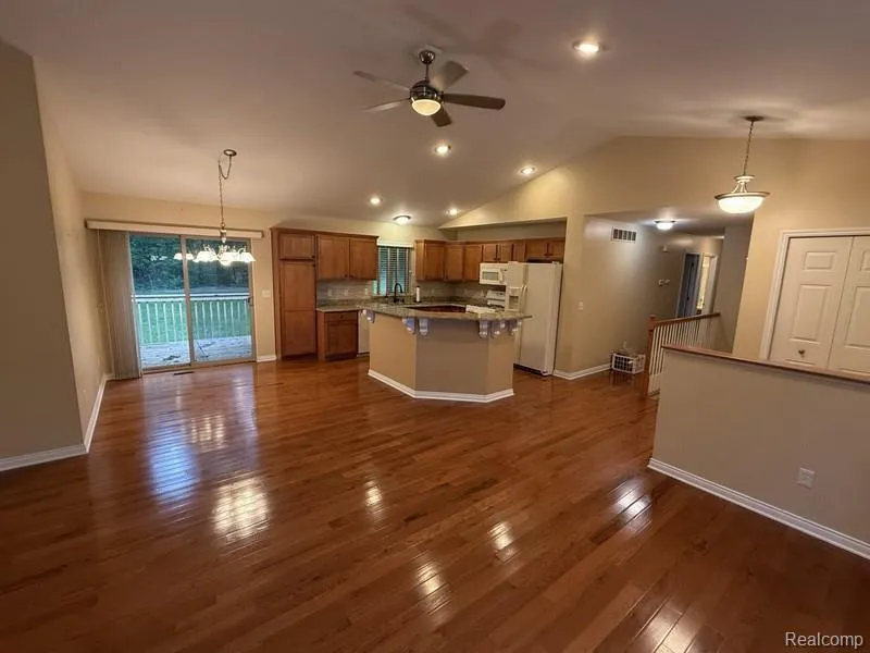 3654 Dorothy Lane Waterford Charter Township, MI 48329