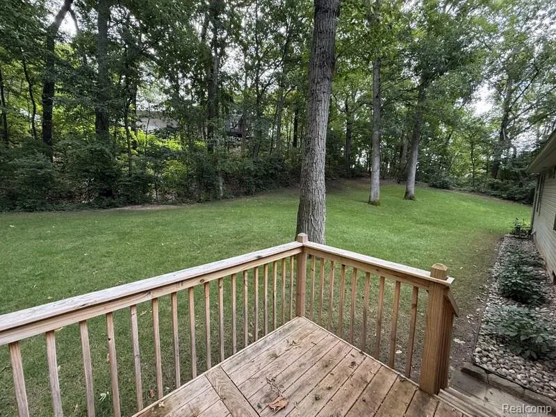 3654 Dorothy Lane Waterford Charter Township, MI 48329