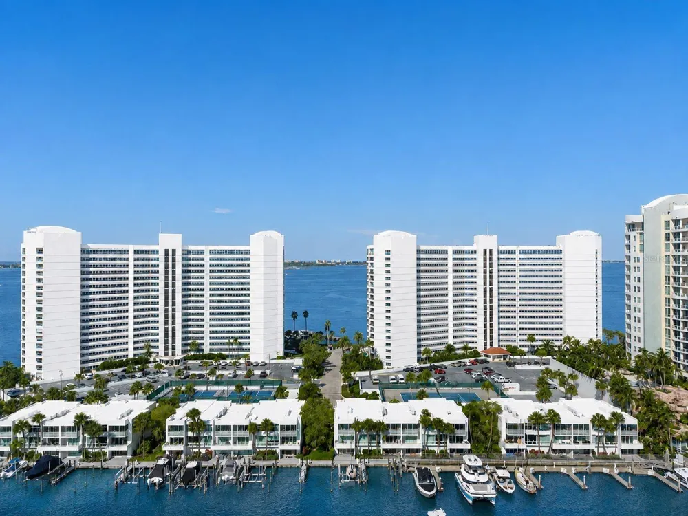 988 BLVD OF THE ARTS #109 Sarasota, FL 34236