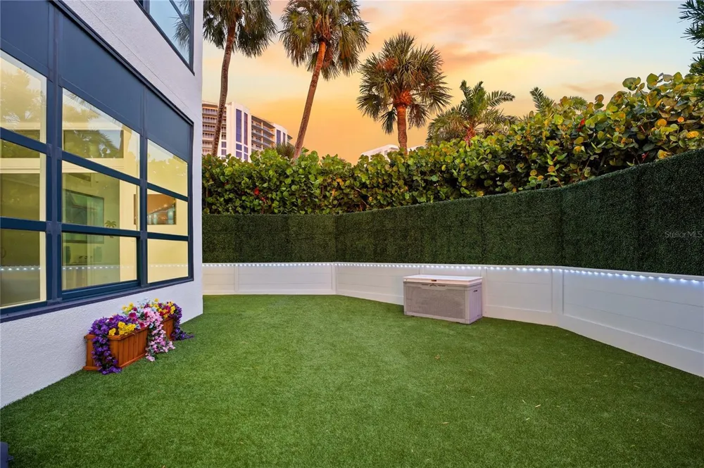 988 BLVD OF THE ARTS #109 Sarasota, FL 34236