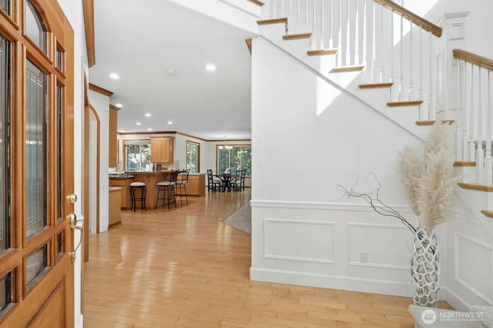 11612 NE 107th Lane Kirkland, WA 98033