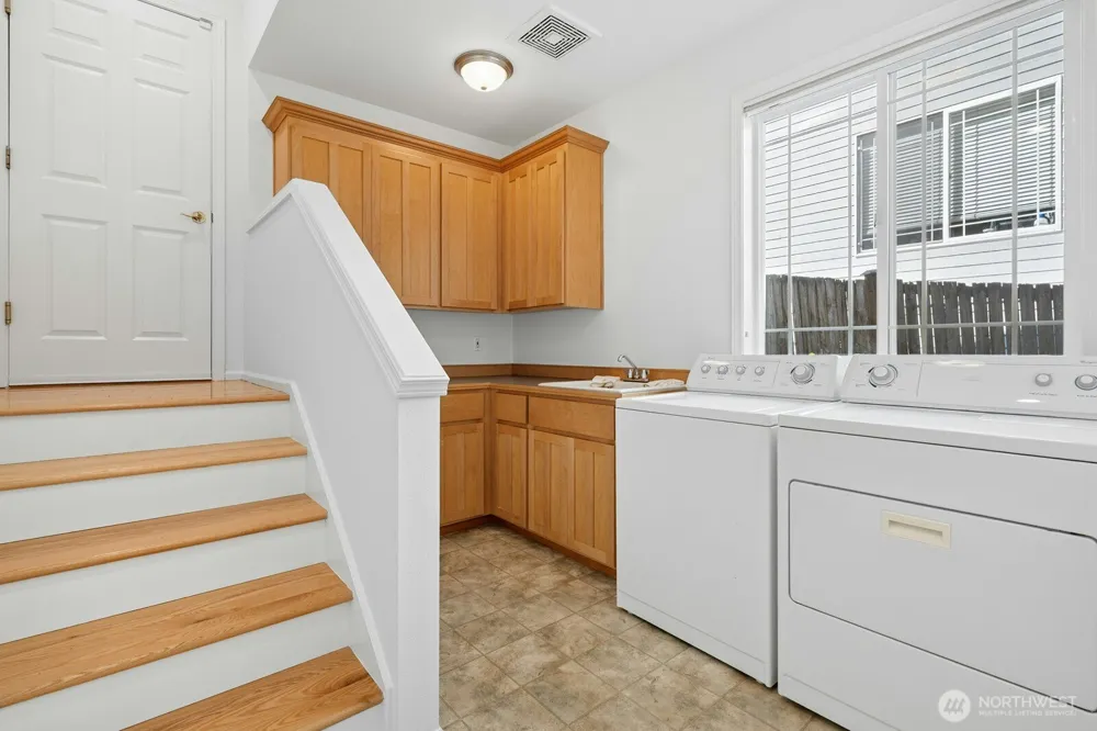 11612 NE 107th Lane Kirkland, WA 98033