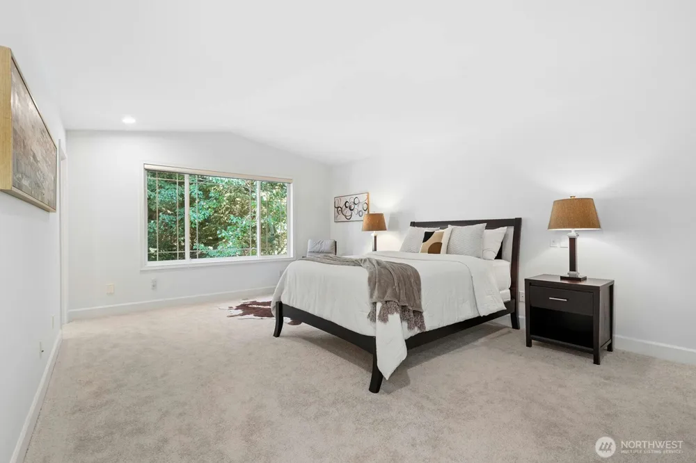 11612 NE 107th Lane Kirkland, WA 98033