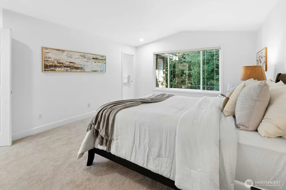 11612 NE 107th Lane Kirkland, WA 98033