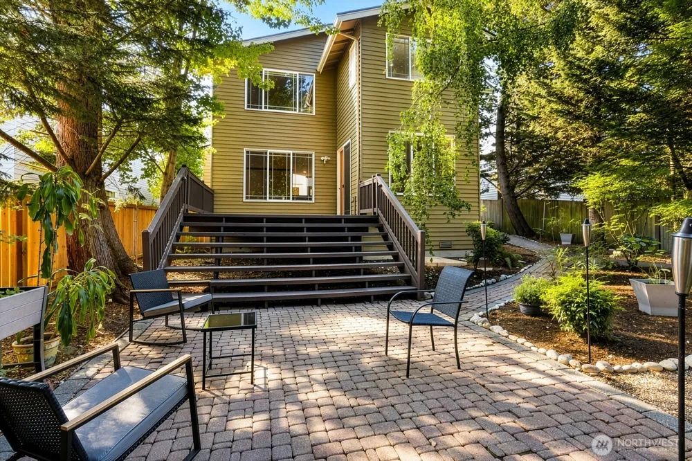 11612 NE 107th Lane Kirkland, WA 98033