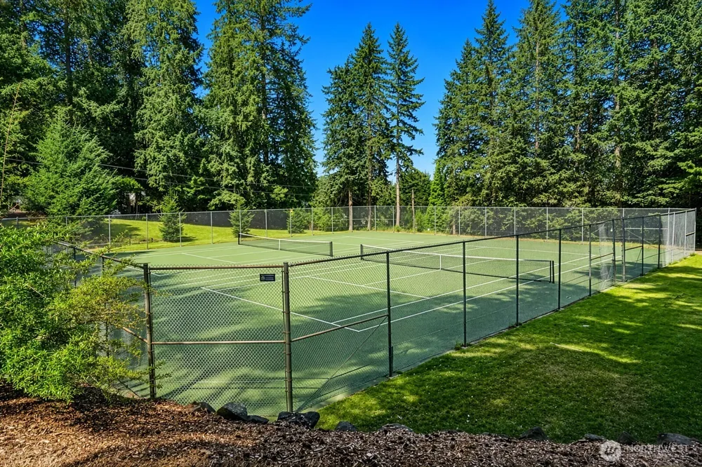 11612 NE 107th Lane Kirkland, WA 98033
