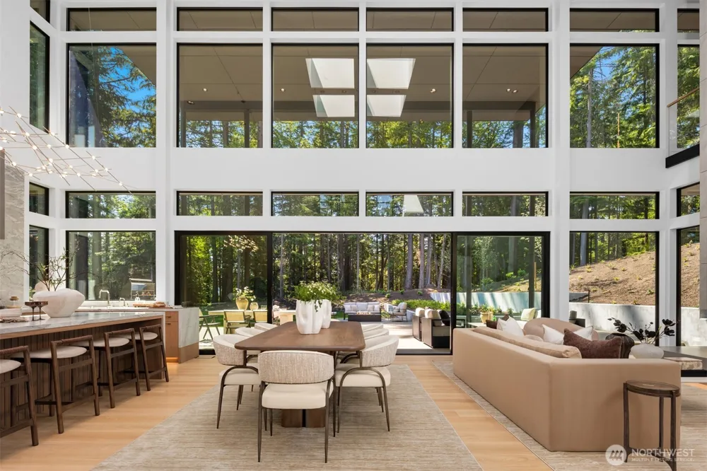 6752 266th Court SE Issaquah, WA 98029