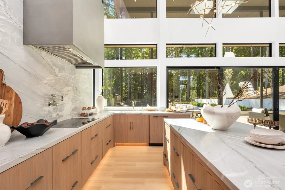 6752 266th Court SE Issaquah, WA 98029