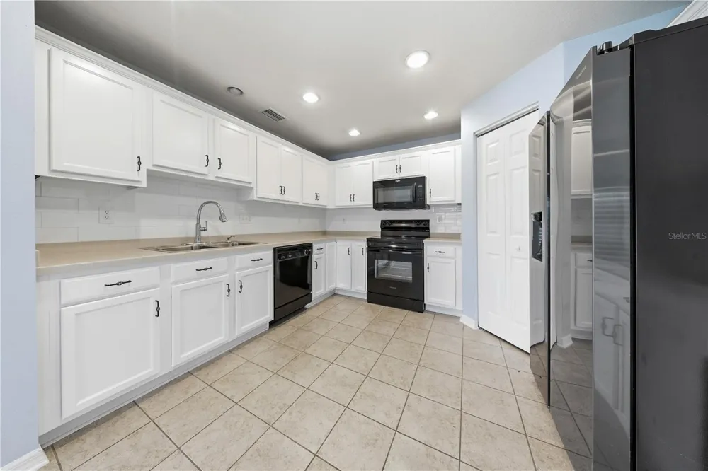 9515 SIMEON DRIVE Land O Lakes, FL 34638