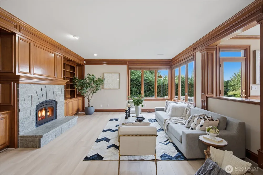 17120 SE 58th St Bellevue, WA 98006