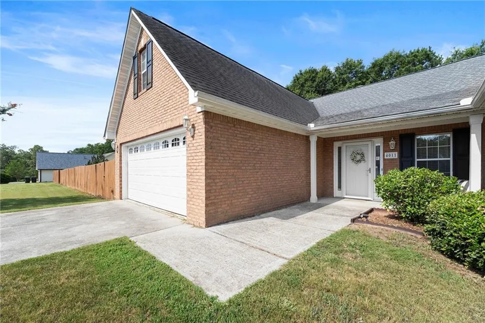 4011 Lafayette Way Loganville, GA 30052