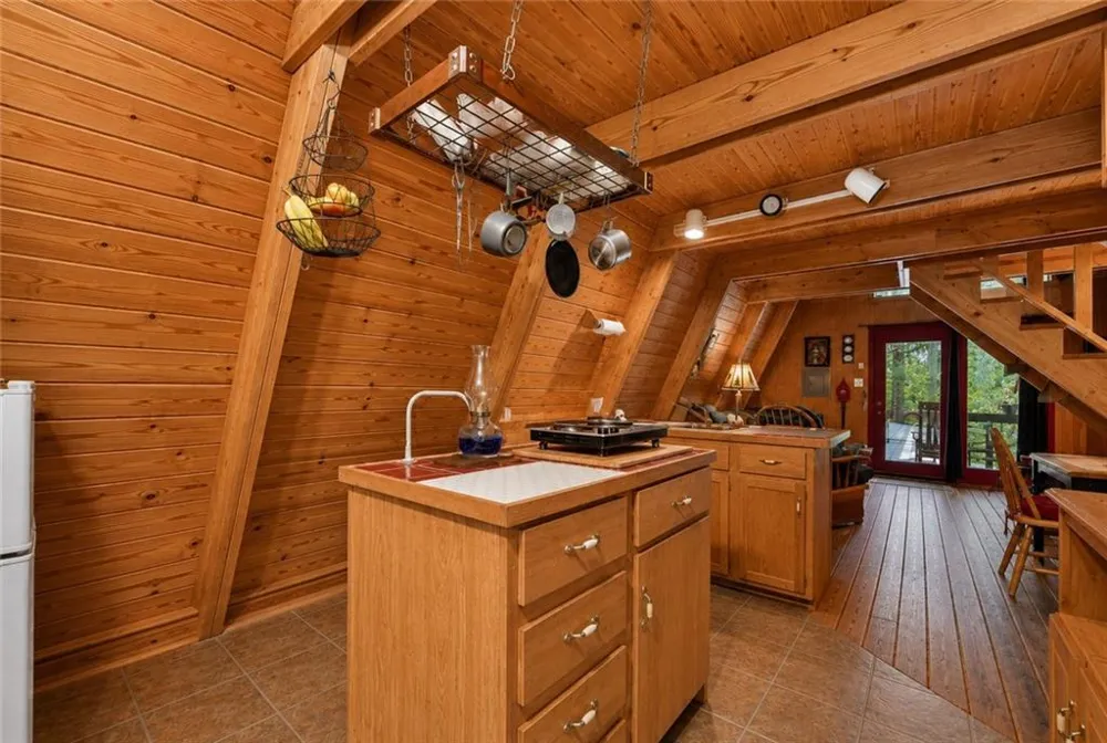 11296 Old Ccc Camp Road Chatsworth, GA 30705