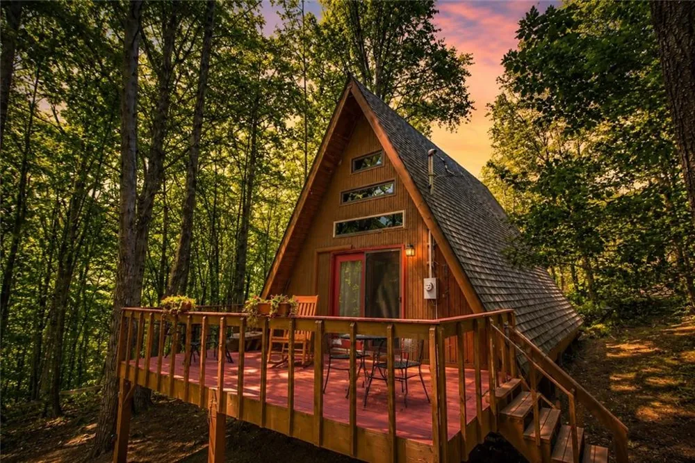 11296 Old Ccc Camp Road Chatsworth, GA 30705