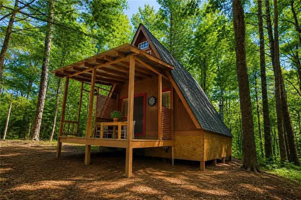 11296 Old Ccc Camp Road Chatsworth, GA 30705