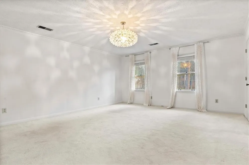 5363 Amhurst Drive Peachtree Corners, GA 30092