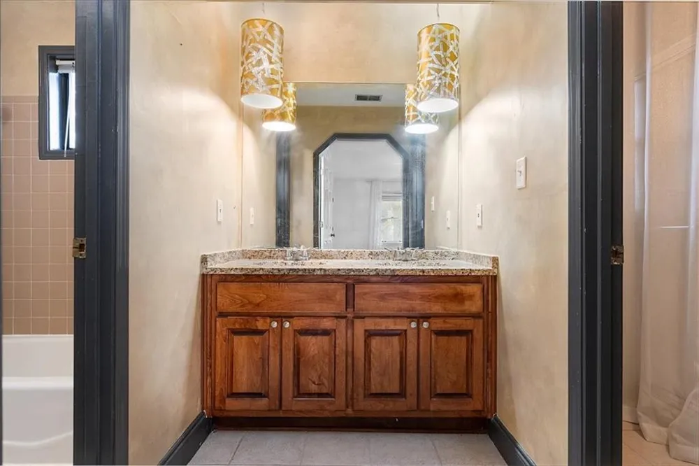 5363 Amhurst Drive Peachtree Corners, GA 30092