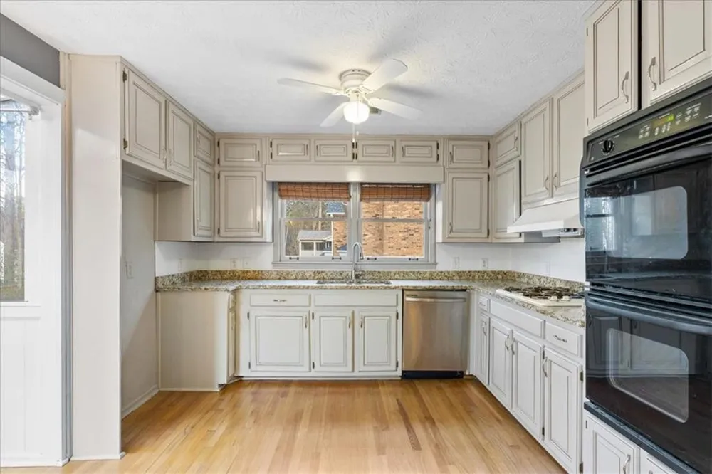 5363 Amhurst Drive Peachtree Corners, GA 30092