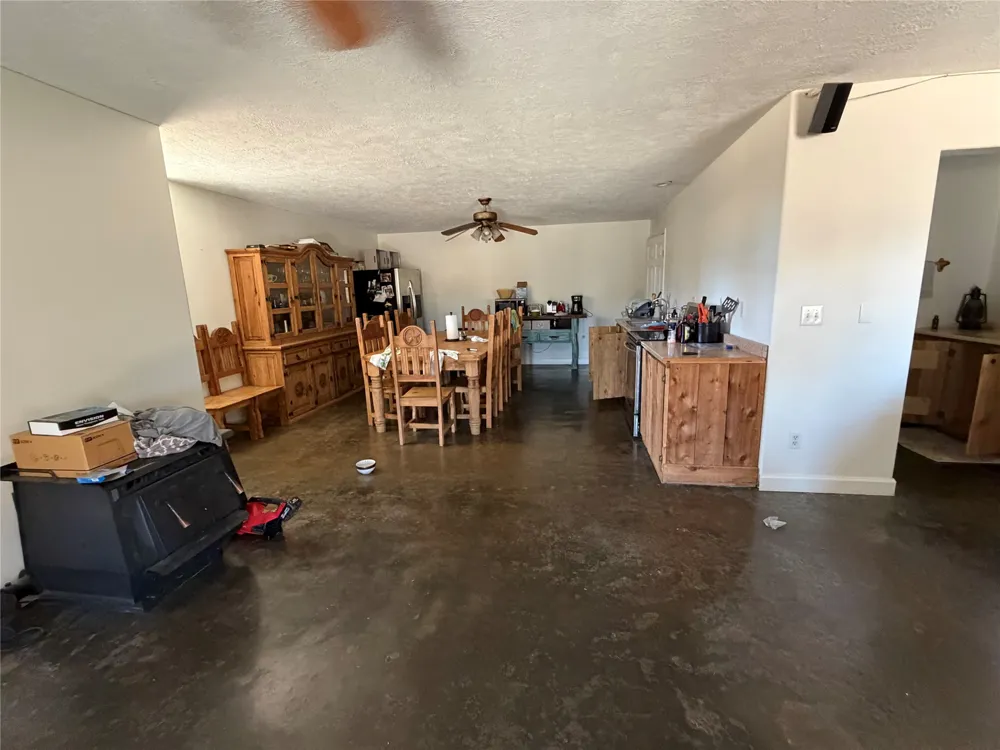 3055 FM 194 Blossom, TX 75416