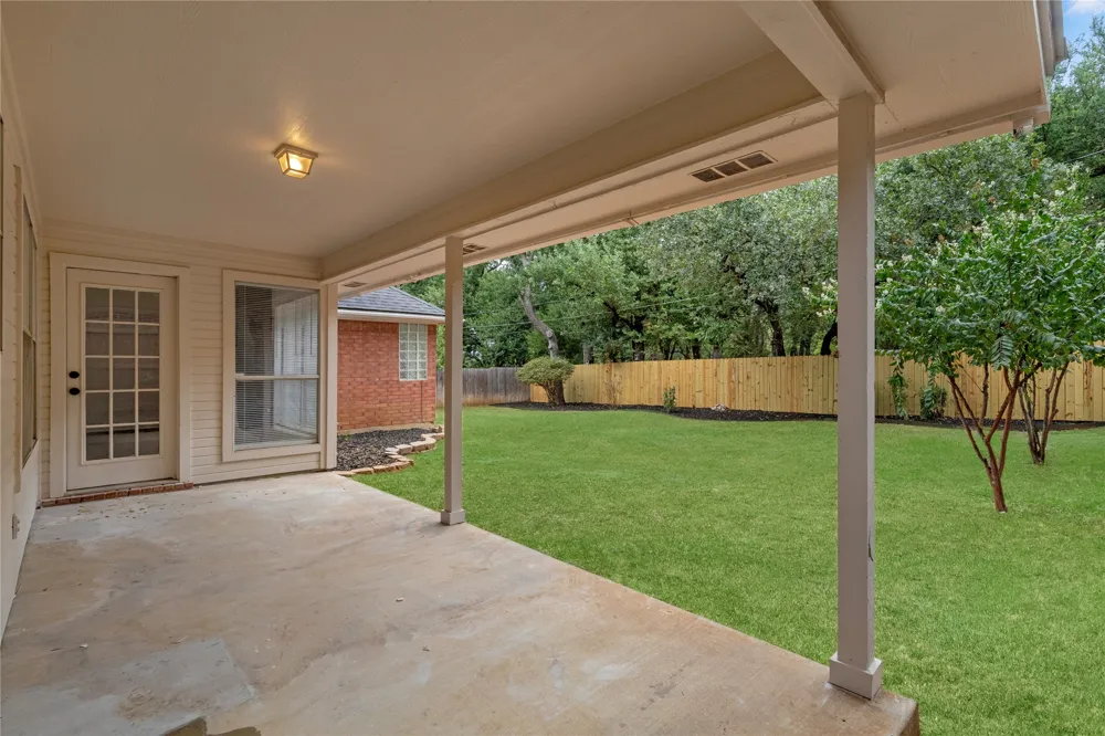 633 Cardinal Ridge Road Burleson, TX 76028