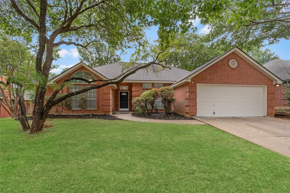 633 Cardinal Ridge Road Burleson, TX 76028