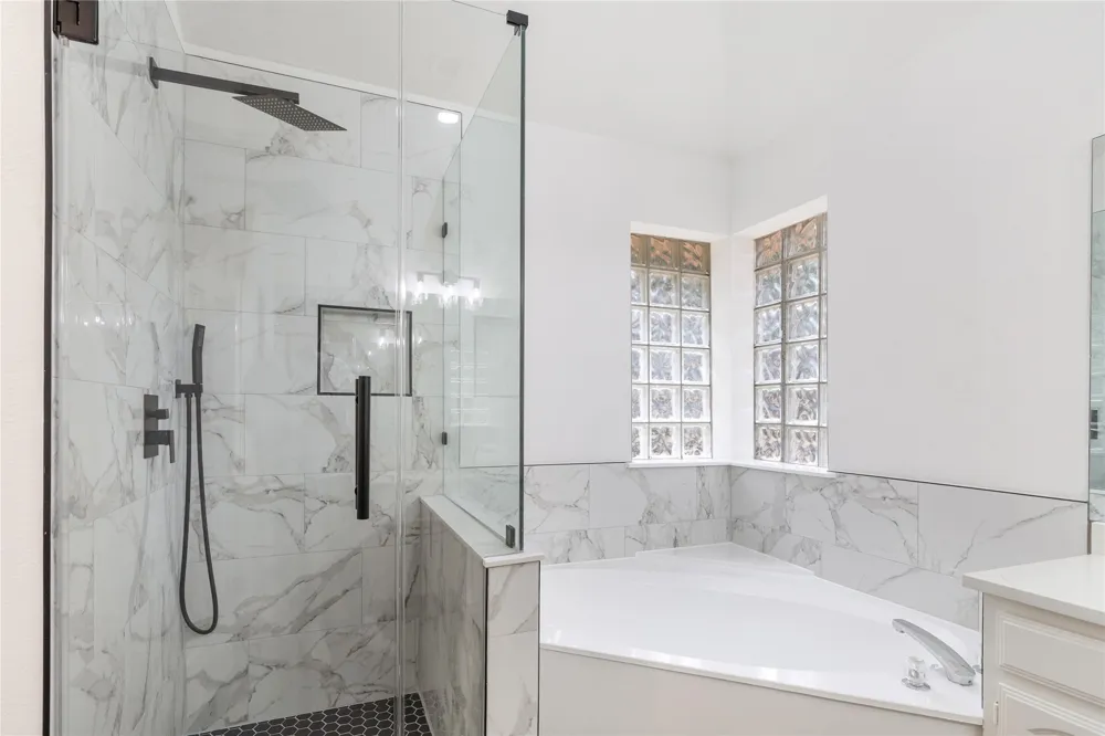 633 Cardinal Ridge Road Burleson, TX 76028
