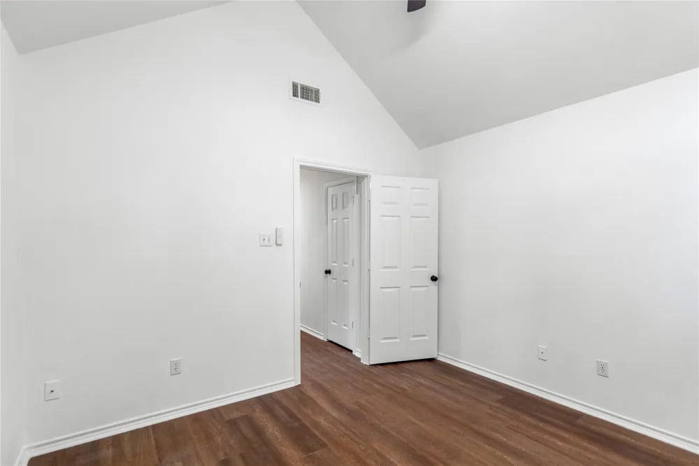 633 Cardinal Ridge Road Burleson, TX 76028