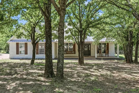 2055 County Road 1370