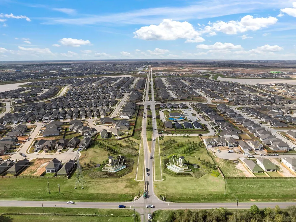 5806 Lilac Cove Court Katy, TX 77493