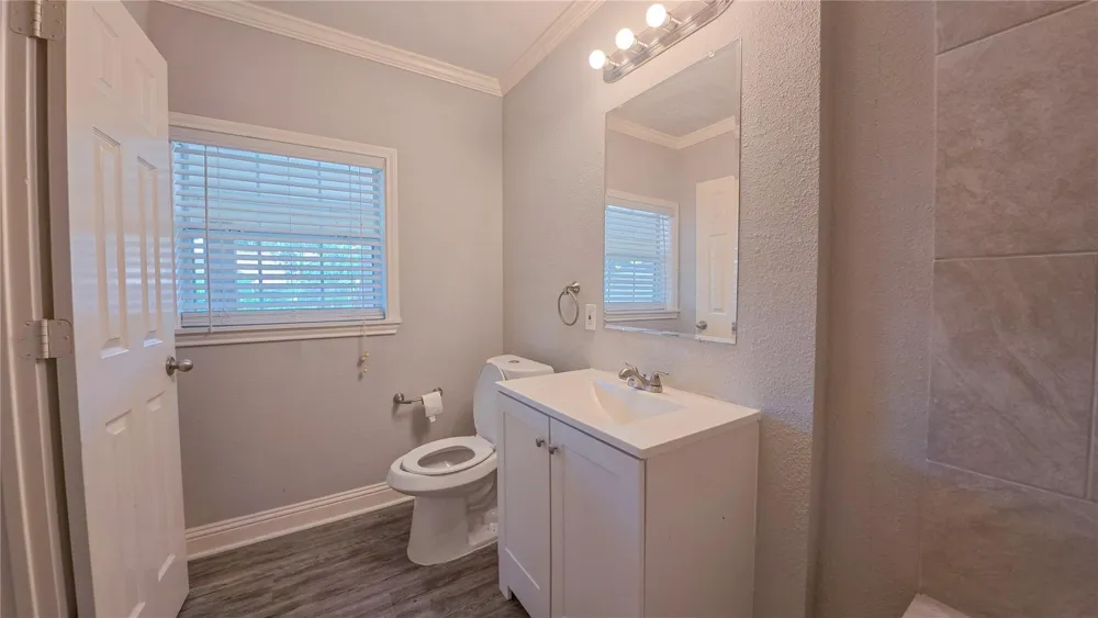 321 Circle Drive Wharton, TX 77488