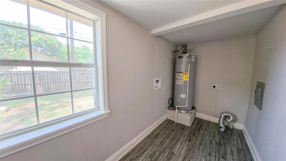 321 Circle Drive Wharton, TX 77488