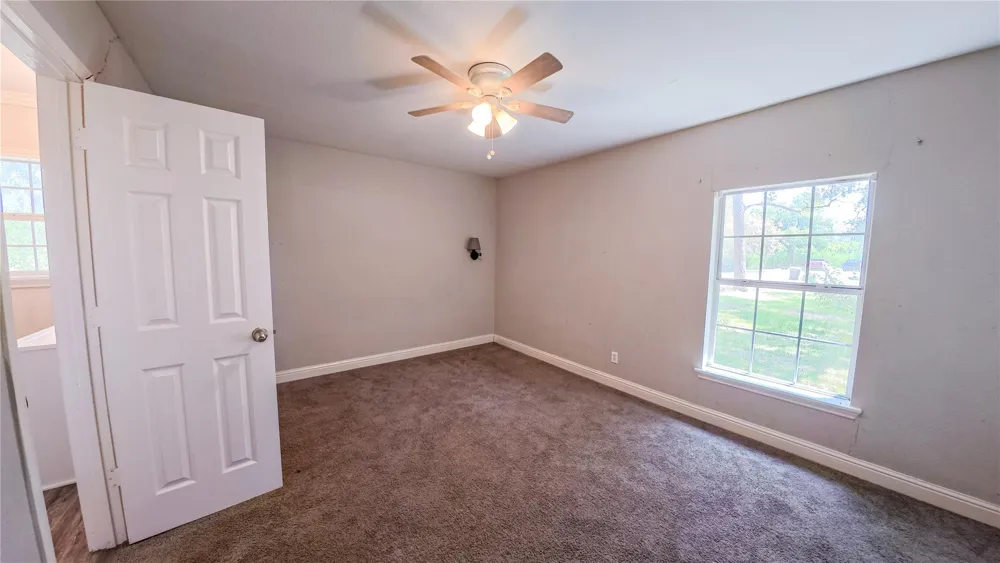 321 Circle Drive Wharton, TX 77488