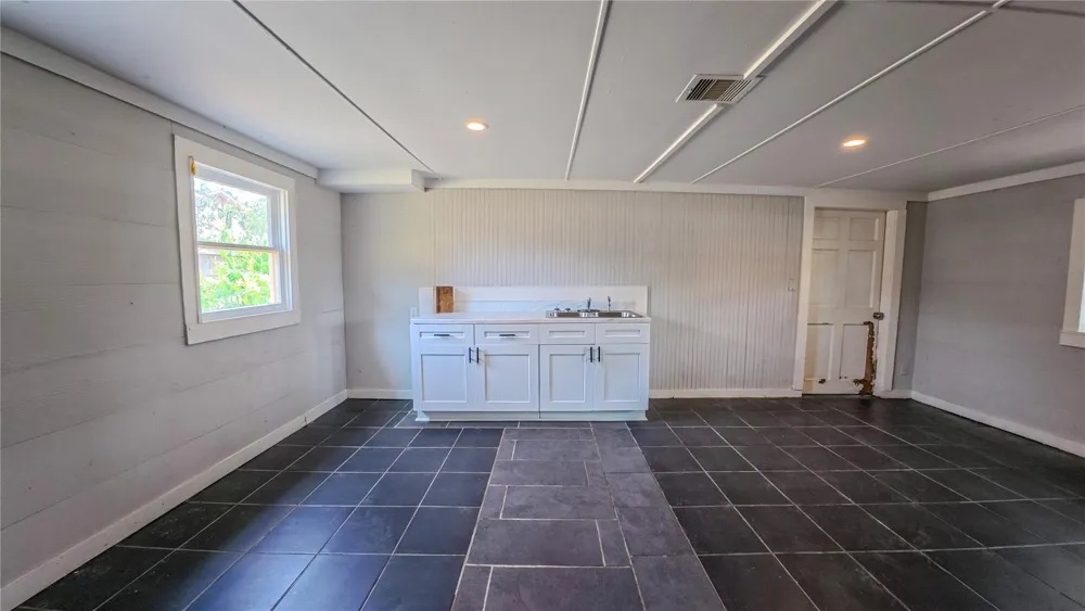 321 Circle Drive Wharton, TX 77488