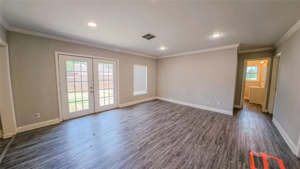 321 Circle Drive Wharton, TX 77488