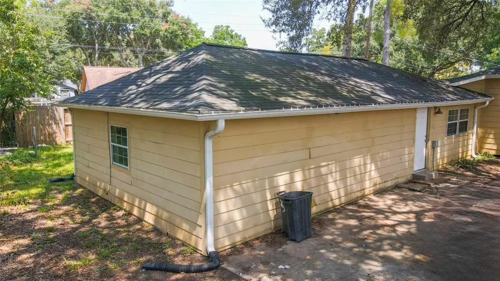 321 Circle Drive Wharton, TX 77488