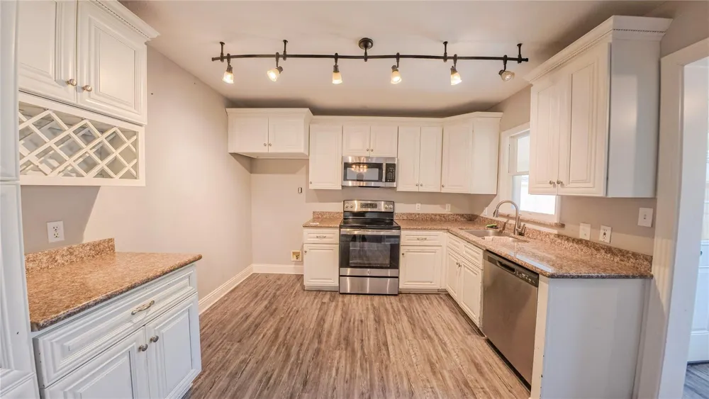 321 Circle Drive Wharton, TX 77488