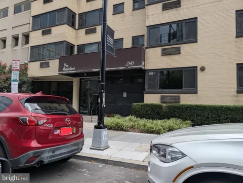2141 I STREET NW #210