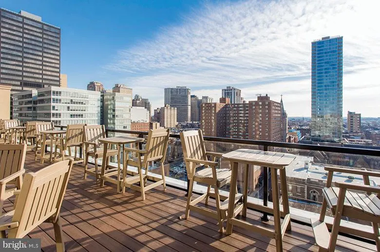 2121 MARKET STREET #815 Philadelphia, PA 19103